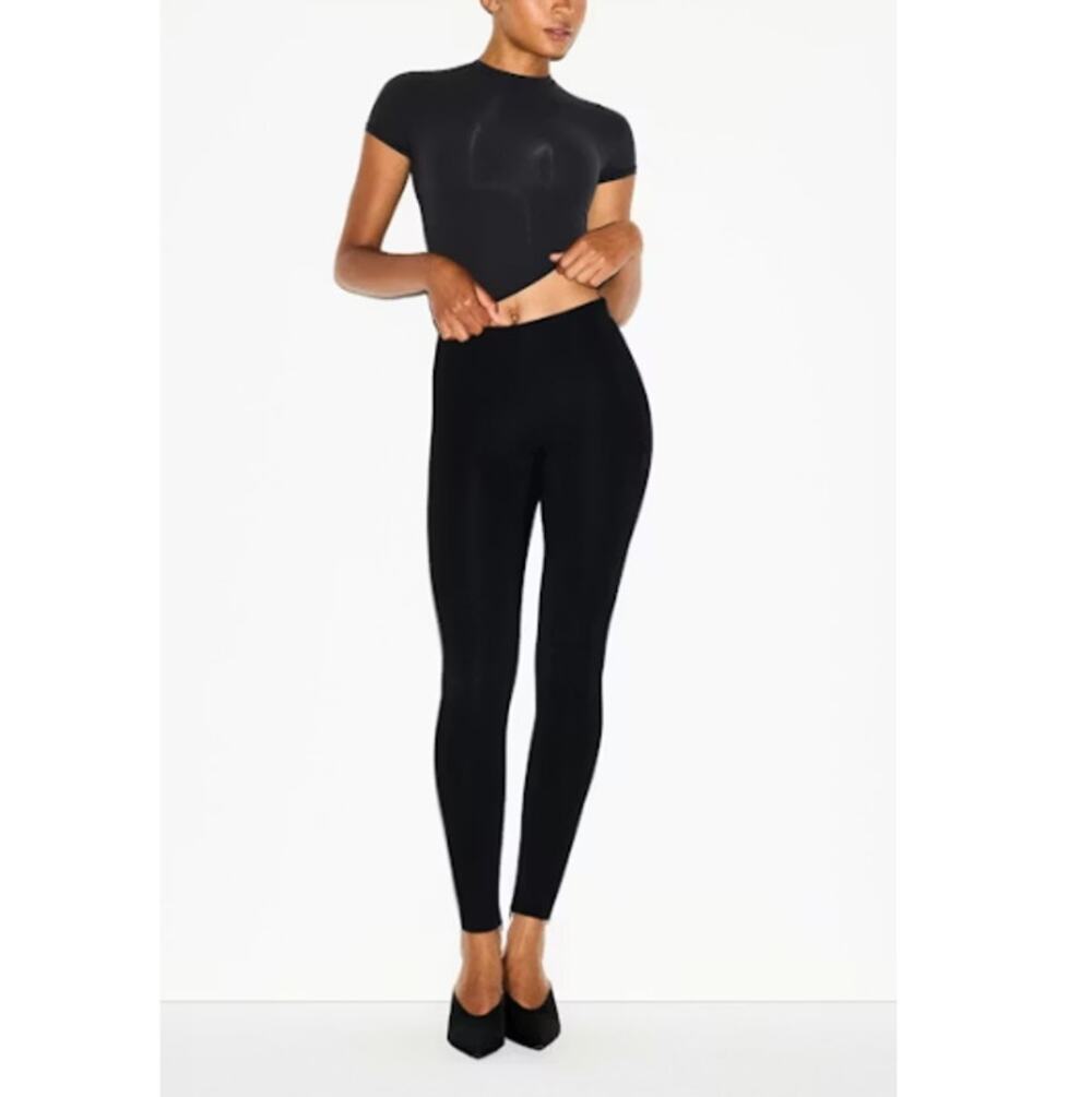 Skims Women's Obsidian High-Waisted The Essential Leggings Size XS